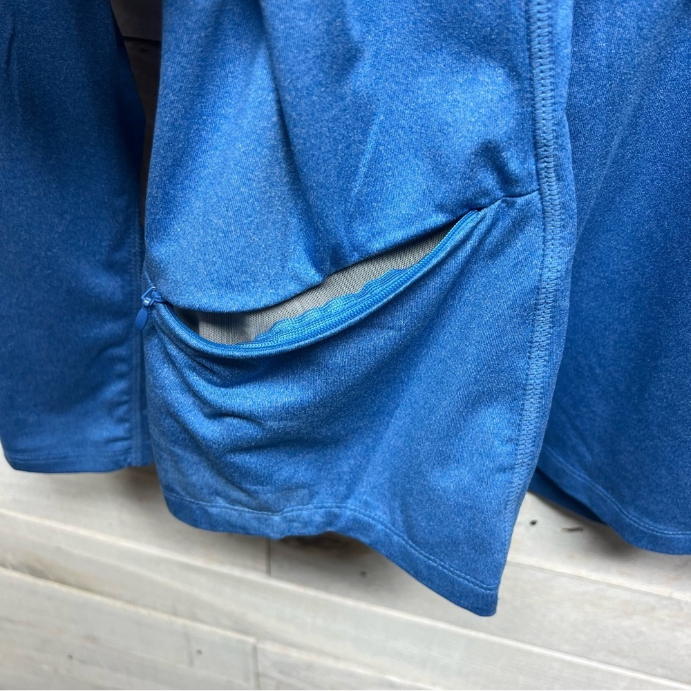 Title Nine Top Womens Medium Blue 1/4 Zip Sunbuster 2.0 Long Sleeve Hiking - Picture 5 of 11